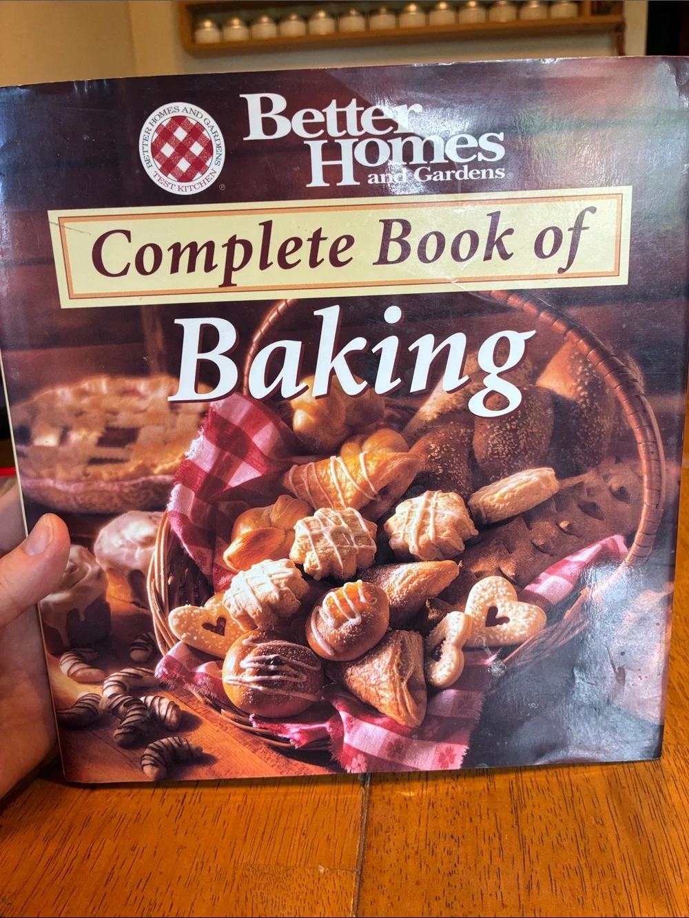 Vintage Better Homes And Gardens Complete Book of Baking cookbook